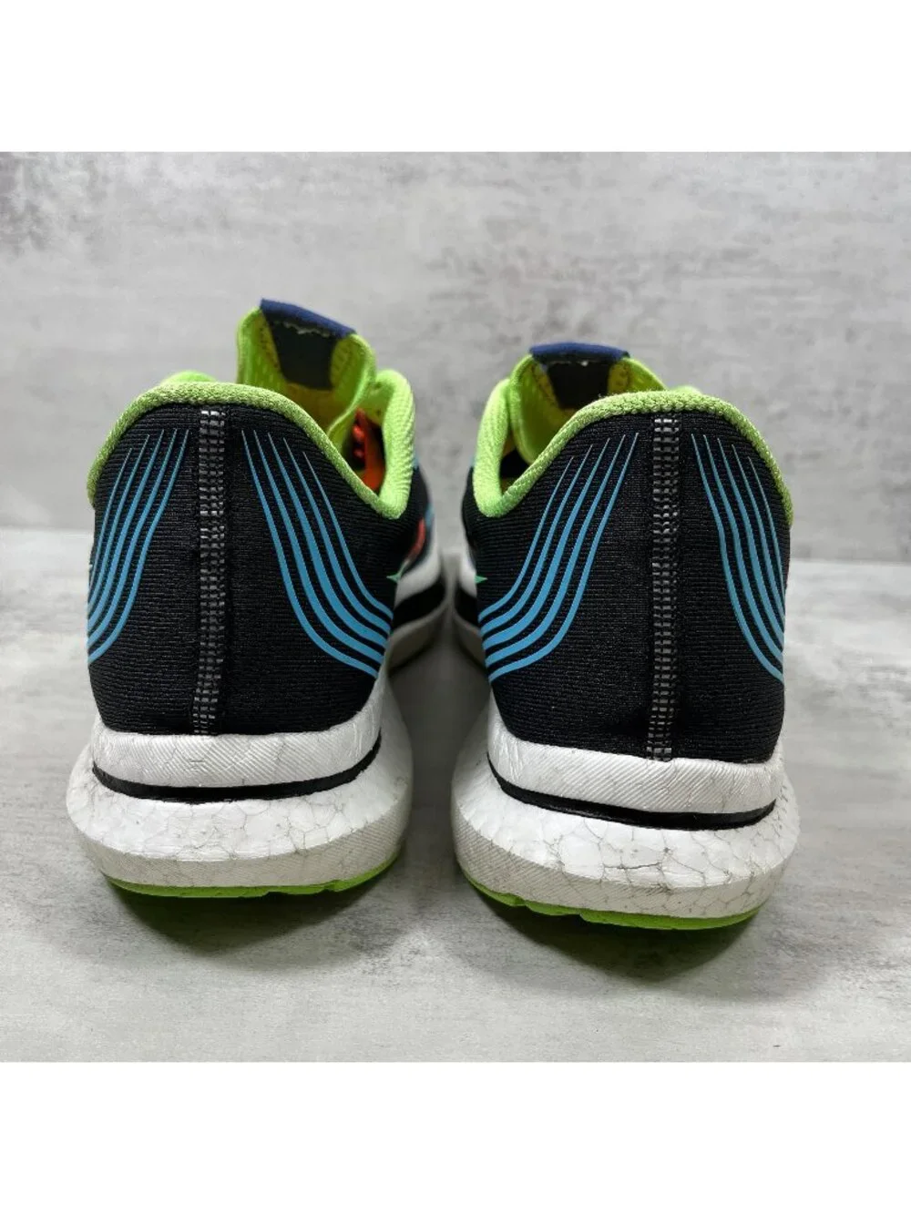 Saucony Endorphin Pro Running Shoes - Men's Size 10.5 - Black  This item is pre-
